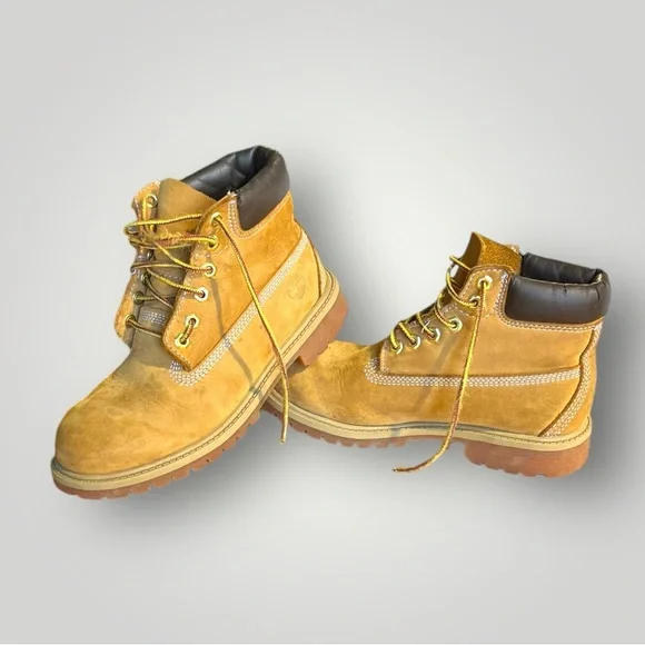 Timberland NUBUCK Boots - Picture 11 of 13